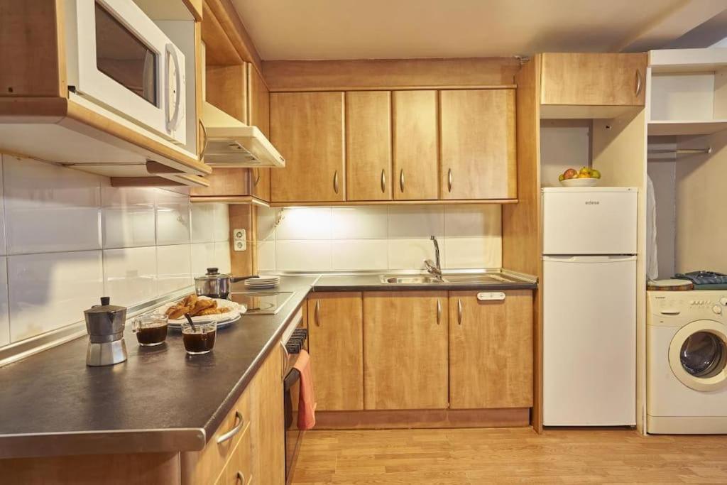Bebarceloner Sant Andreu Apartments - 1 Bedroom Exterior foto